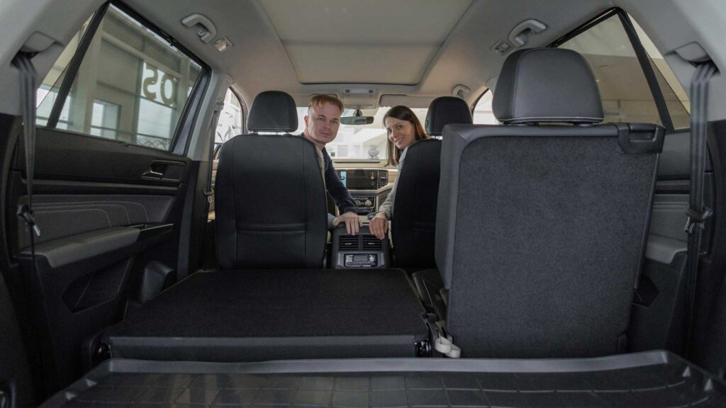 Folding seat to make more space for you to fit a queen mattress in a minivan.