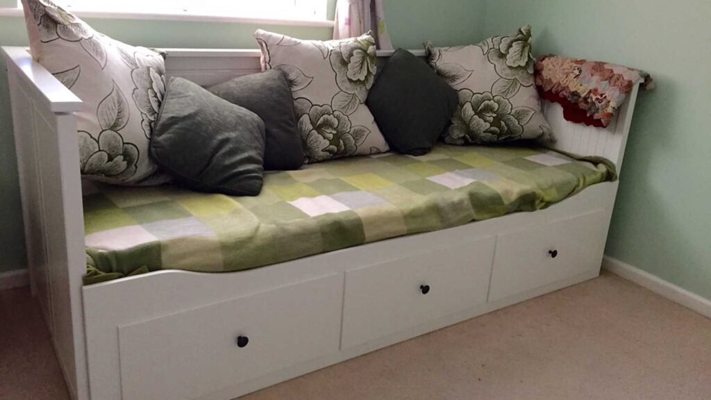 what is a daybed mattress?
